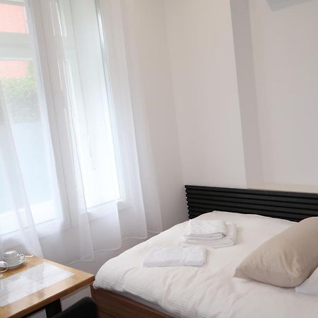 Toka Rooms - An Der Regiobahn Mettmann Exterior photo
